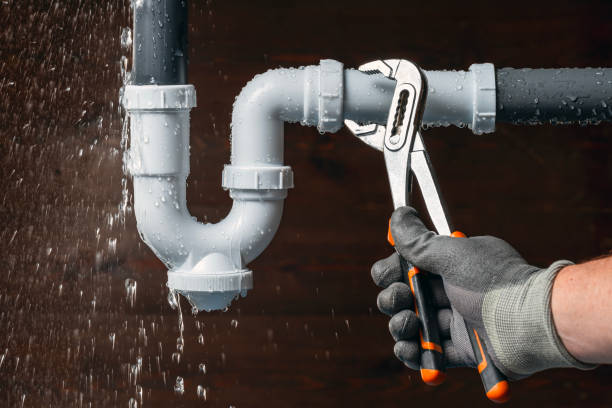 Professional Leak Detection technician working in Midland Park, NJ